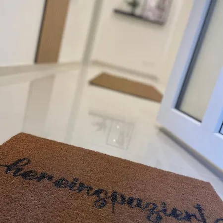 Am Weinberg Apartment *